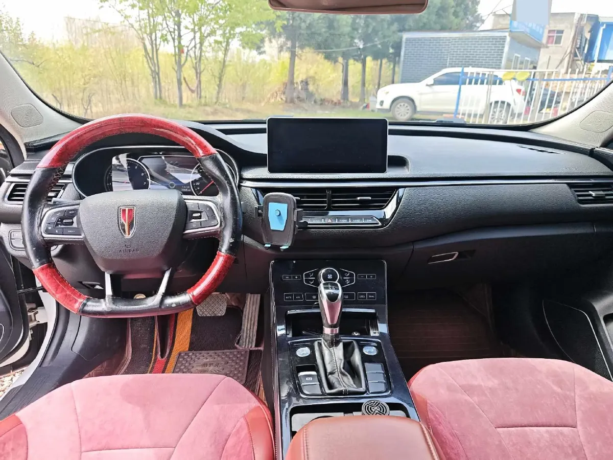 2019 HongQi H5 1.8T 180HP L4 6AT,autocango,china used car exporter,china ev exporter,chinese used car exporter,chinese used ev exporter
