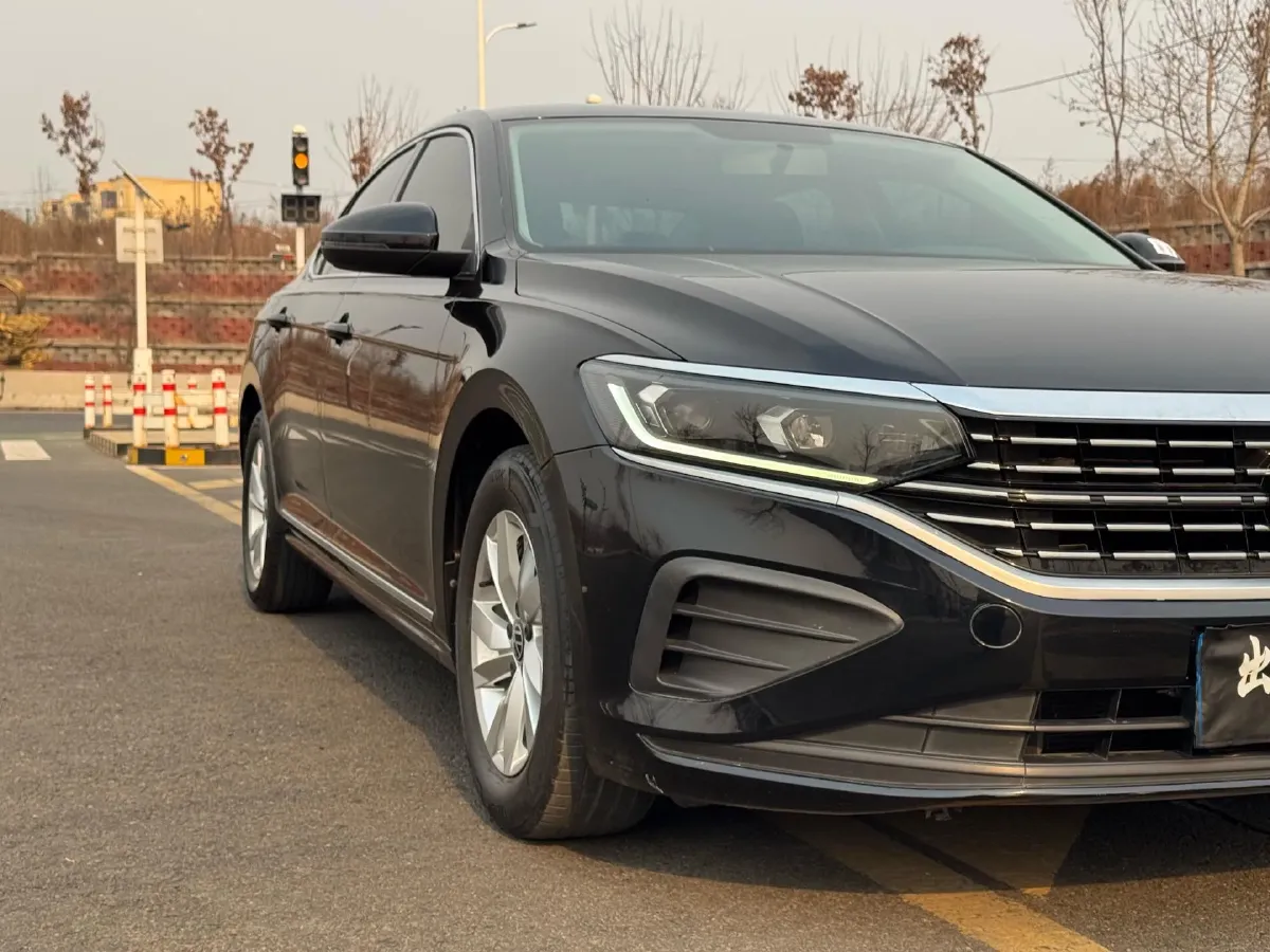 2023 Volkswagen Passat 1.4T 150HP L4 7DCT,autocango,china used car exporter,china ev exporter,chinese used car exporter,chinese used ev exporter