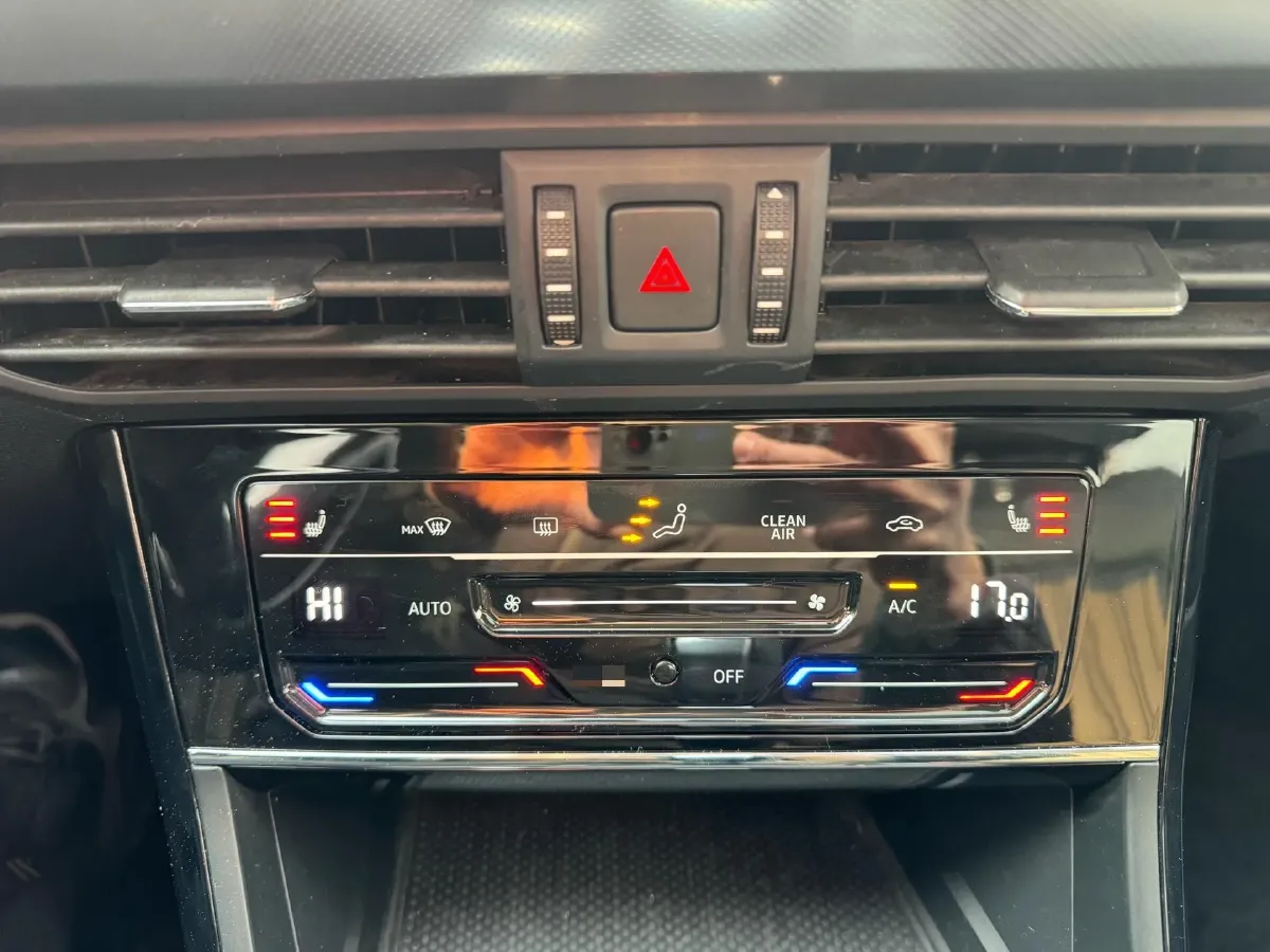 2023 Volkswagen Passat 1.4T 150HP L4 7DCT,autocango,china used car exporter,china ev exporter,chinese used car exporter,chinese used ev exporter