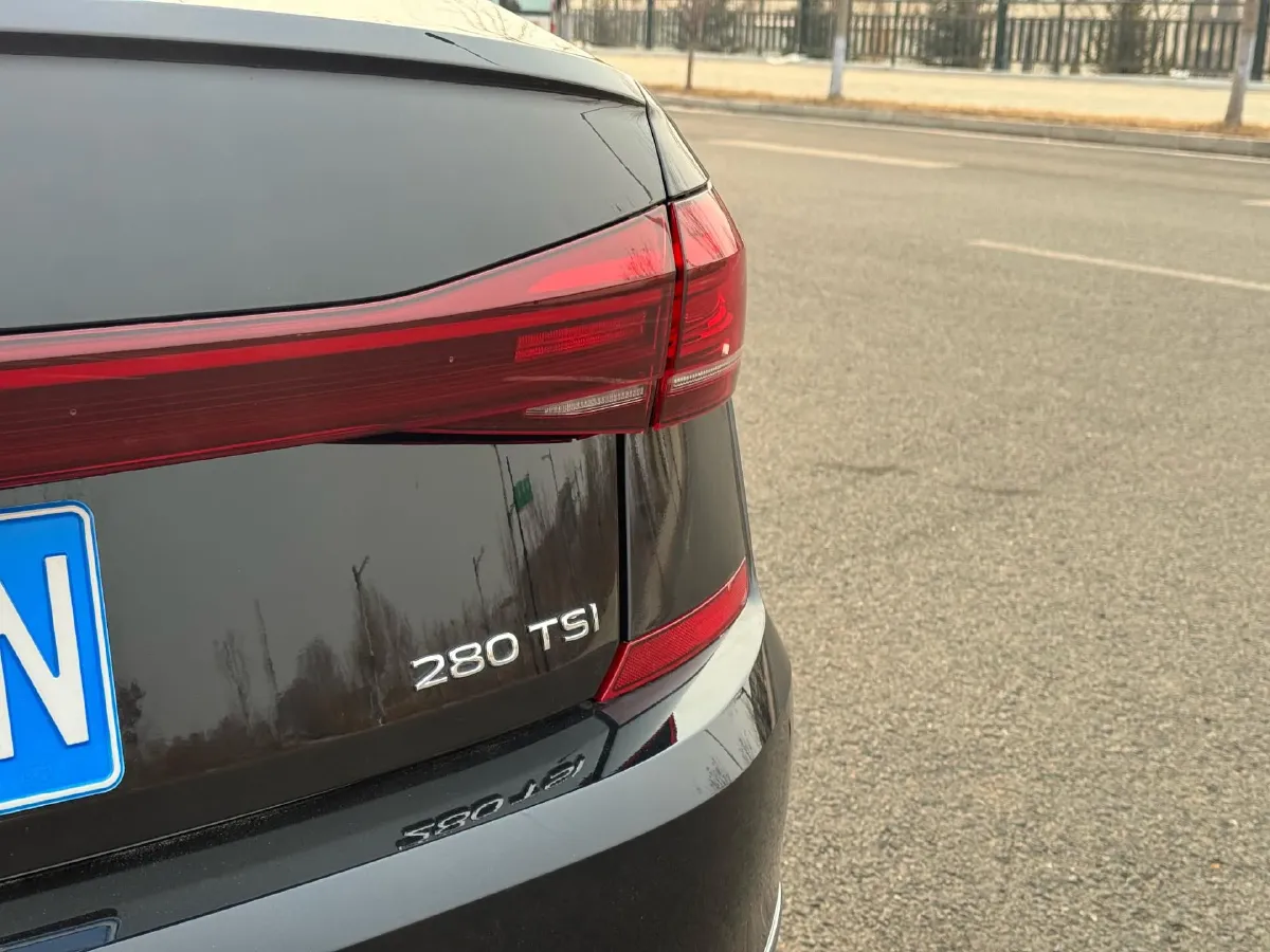 2023 Volkswagen Passat 1.4T 150HP L4 7DCT,autocango,china used car exporter,china ev exporter,chinese used car exporter,chinese used ev exporter