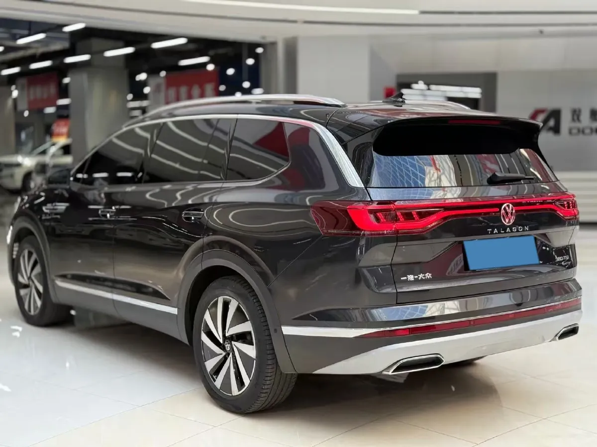 2021 Volkswagen Talagon 2.0T 220HP L4 7DCT,autocango,china used car exporter,china ev exporter,chinese used car exporter,chinese used ev exporter