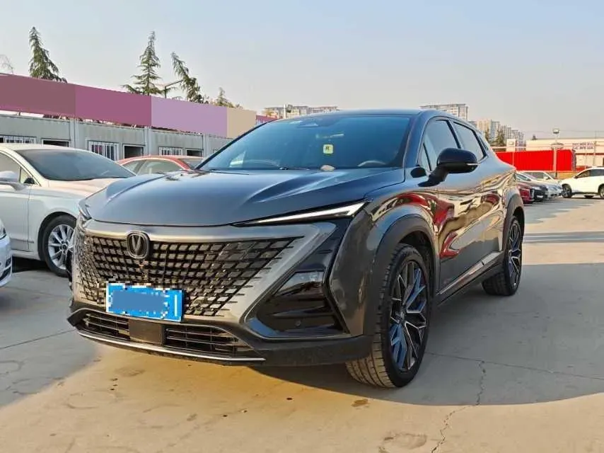 2020 ChangAn UNI-T 1.5T 180HP L4 7DCT,autocango,china used car exporter,china ev exporter,chinese used car exporter,chinese used ev exporter