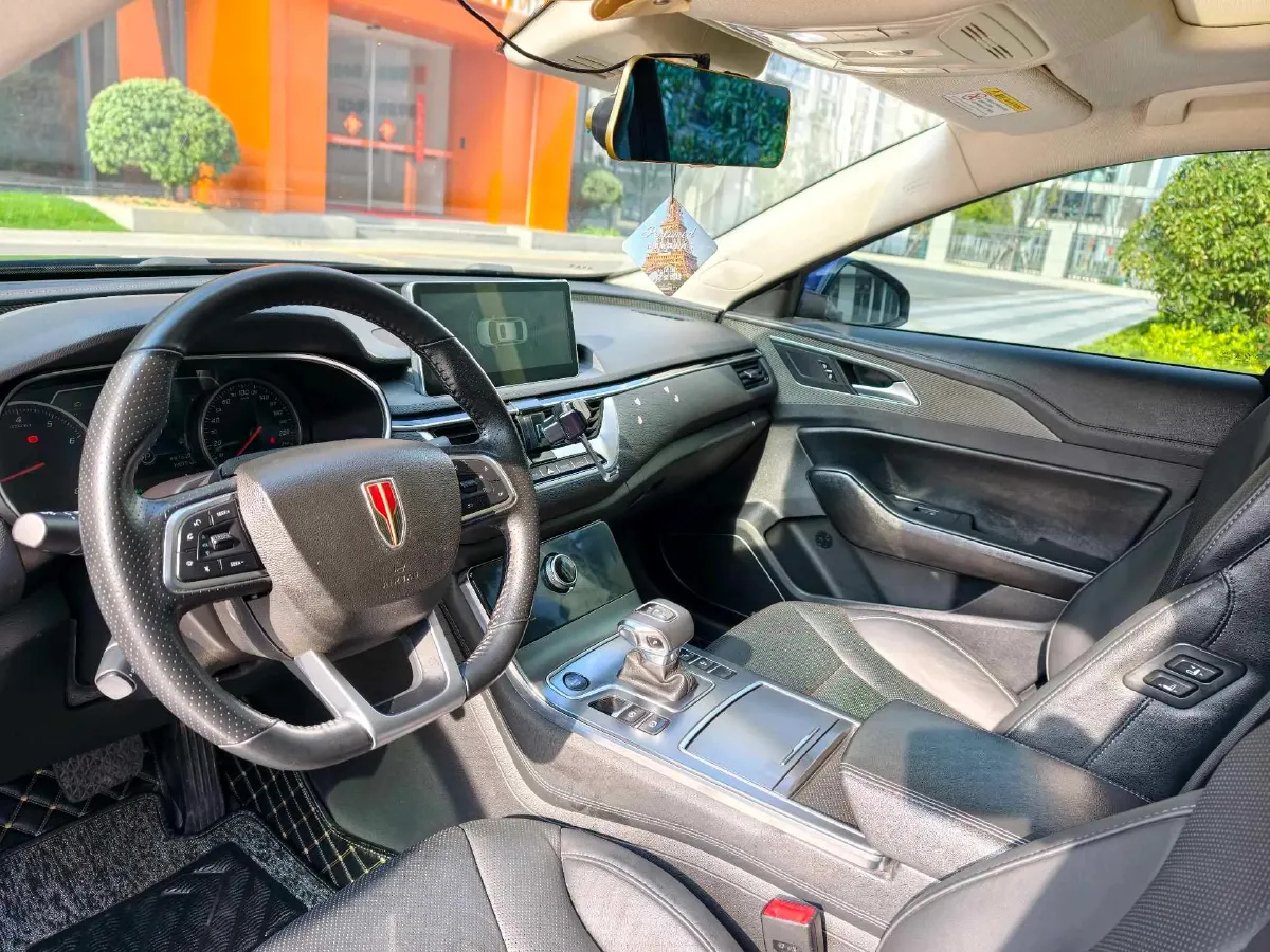 2020 HongQi H5 1.8T 197HP L4 6AT,autocango,china used car exporter,china ev exporter,chinese used car exporter,chinese used ev exporter