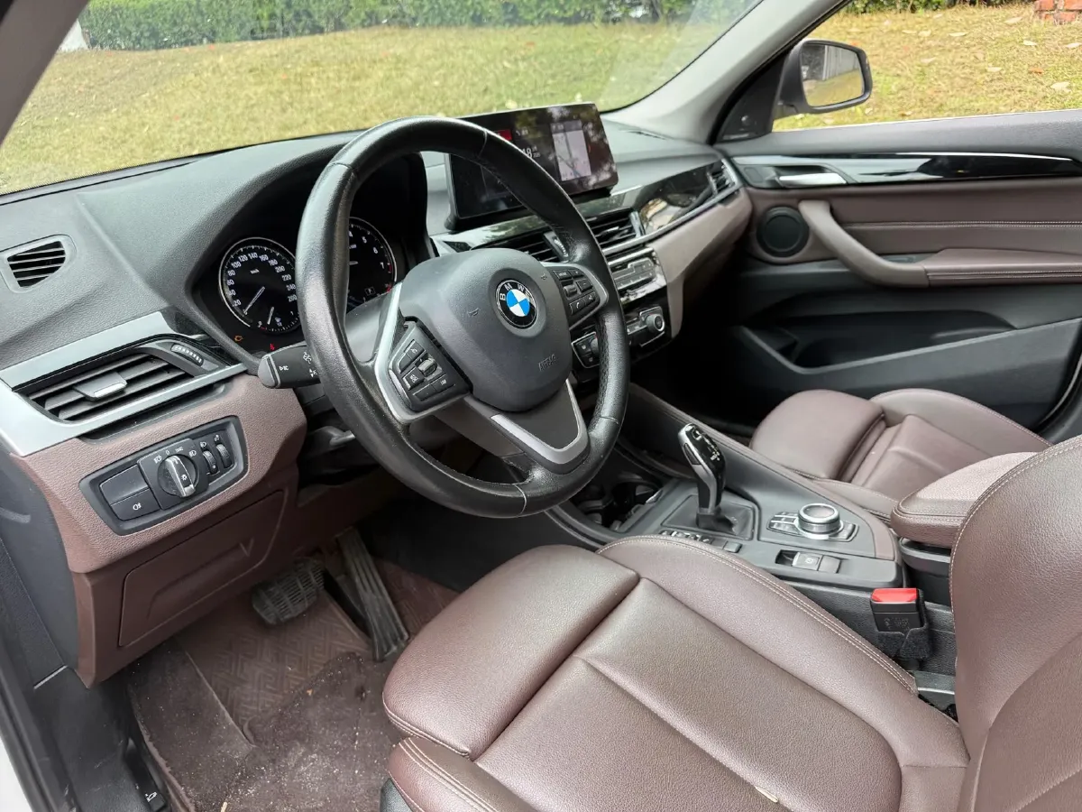 2020 BMW X1 2.0T 192HP L4 7DCT,autocango,china used car exporter,china ev exporter,chinese used car exporter,chinese used ev exporter