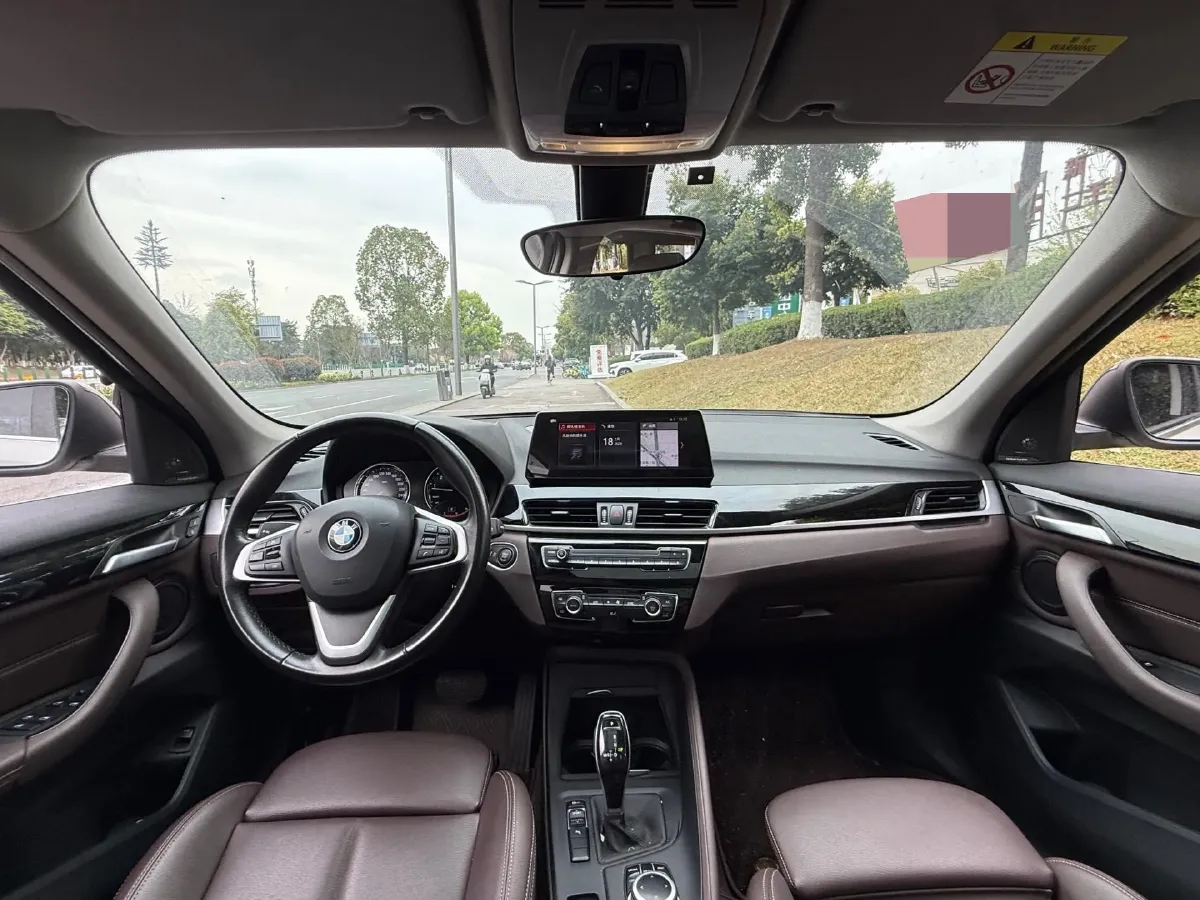 2020 BMW X1 2.0T 192HP L4 7DCT,autocango,china used car exporter,china ev exporter,chinese used car exporter,chinese used ev exporter