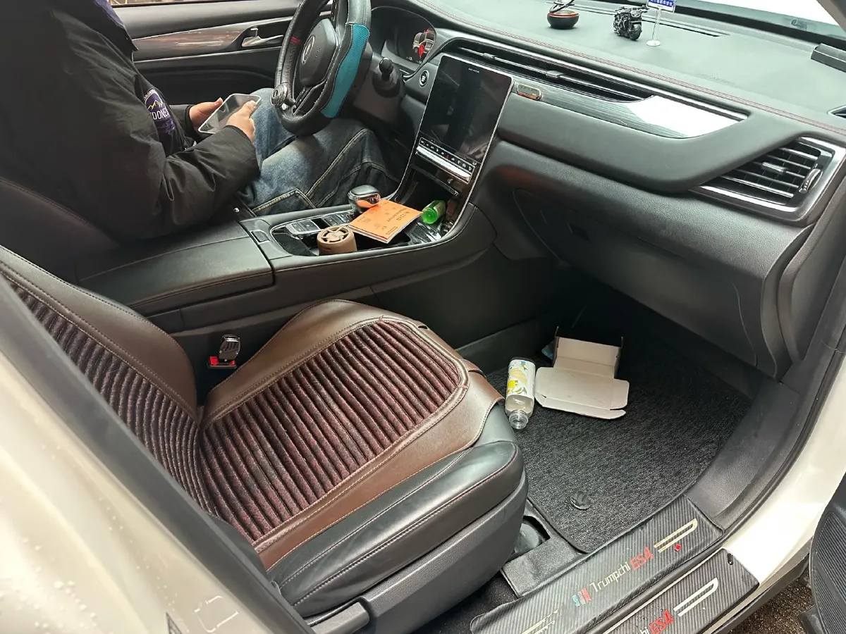 2021 GAC Trumpchi GS4 Plus 2.0T 252HP L4 6AT,autocango,china used car exporter,china ev exporter,chinese used car exporter,chinese used ev exporter