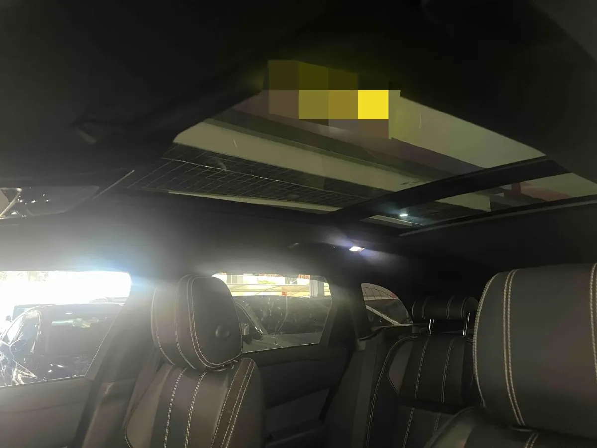 2018 Land Rover Range Rover Velar 2.0T 300HP L4 8AT,autocango,china used car exporter,china ev exporter,chinese used car exporter,chinese used ev exporter