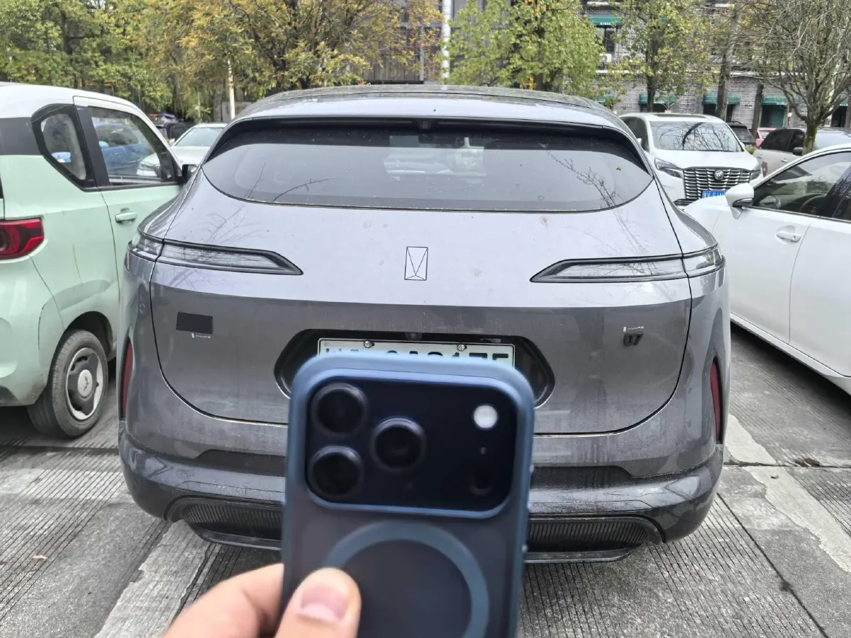 2024 Avatr 07 1.5T 156HP L4 REEV 39.05KWH,autocango,china used car exporter,china ev exporter,chinese used car exporter,chinese used ev exporter