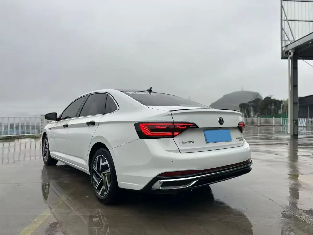 2021 Volkswagen Sagitar 1.4T 150HP L4 7DCT,autocango,china used car exporter,china ev exporter,chinese used car exporter,chinese used ev exporter