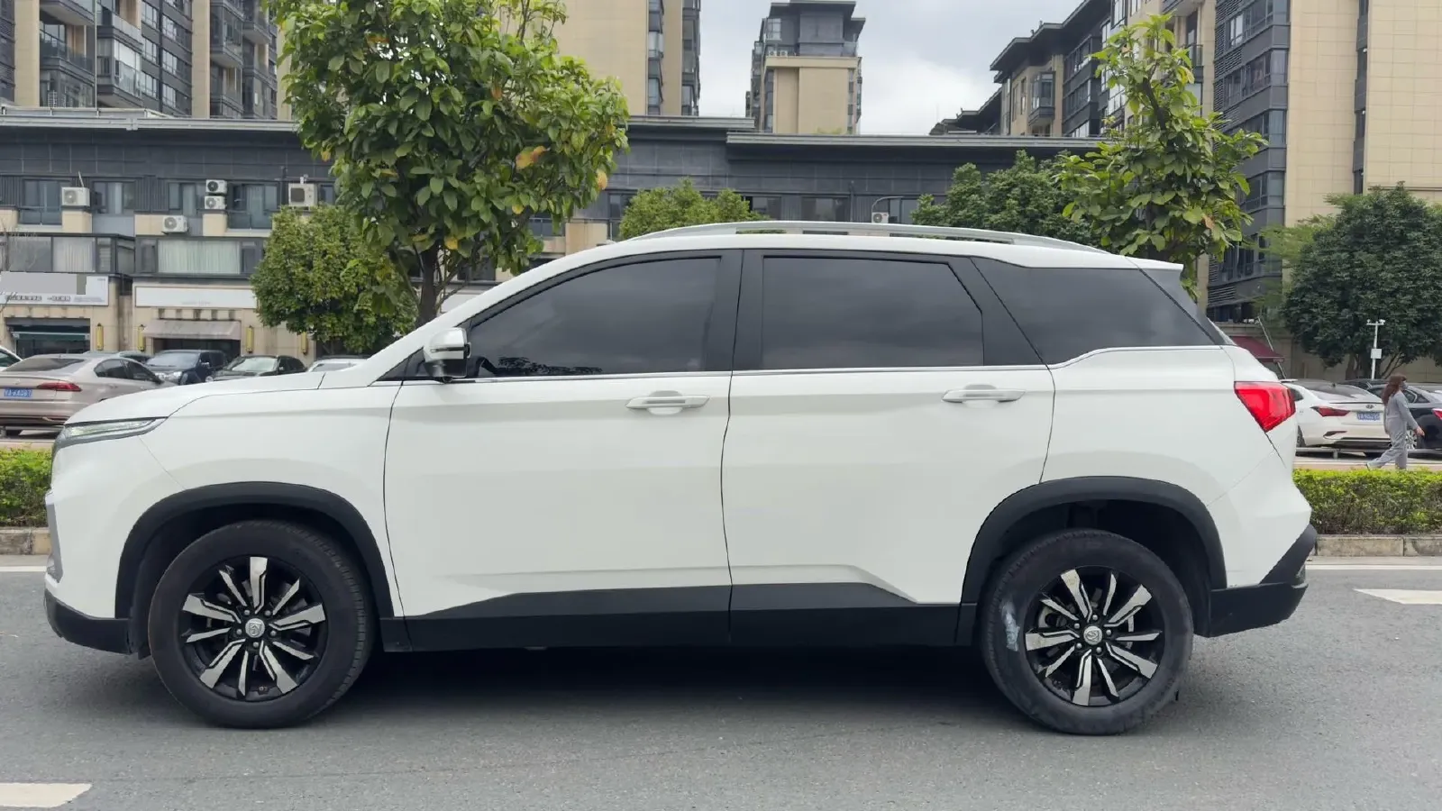 2018 BaoJun 530 1.5T 150HP L4 6DCT,autocango,china used car exporter,china ev exporter,chinese used car exporter,chinese used ev exporter