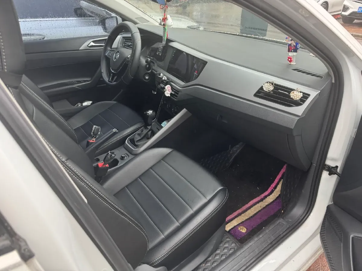 2021 Haval H6 1.5T 169HP L4 7DCT,autocango,china used car exporter,china ev exporter,chinese used car exporter,chinese used ev exporter