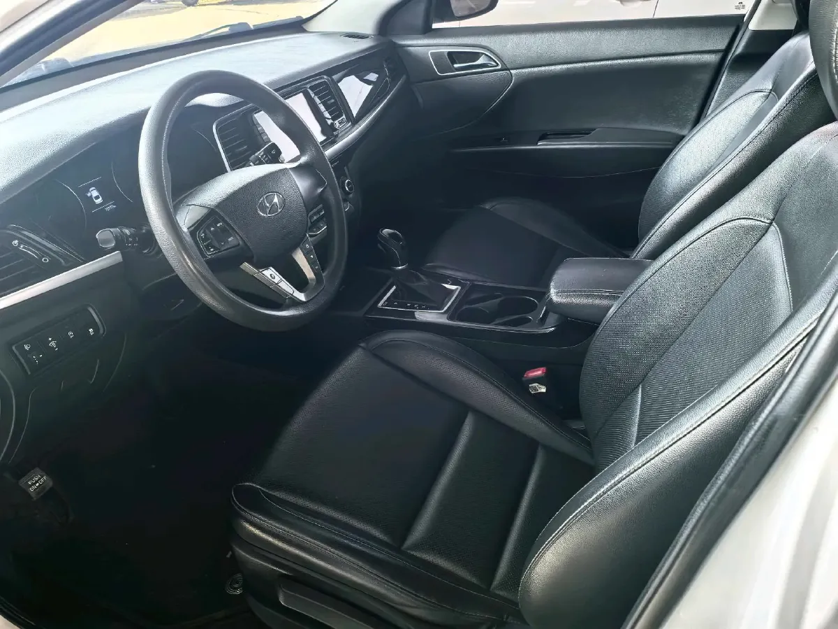 2017 Hyundai Mistra 1.8L 143HP L4 6AT,autocango,china used car exporter,china ev exporter,chinese used car exporter,chinese used ev exporter