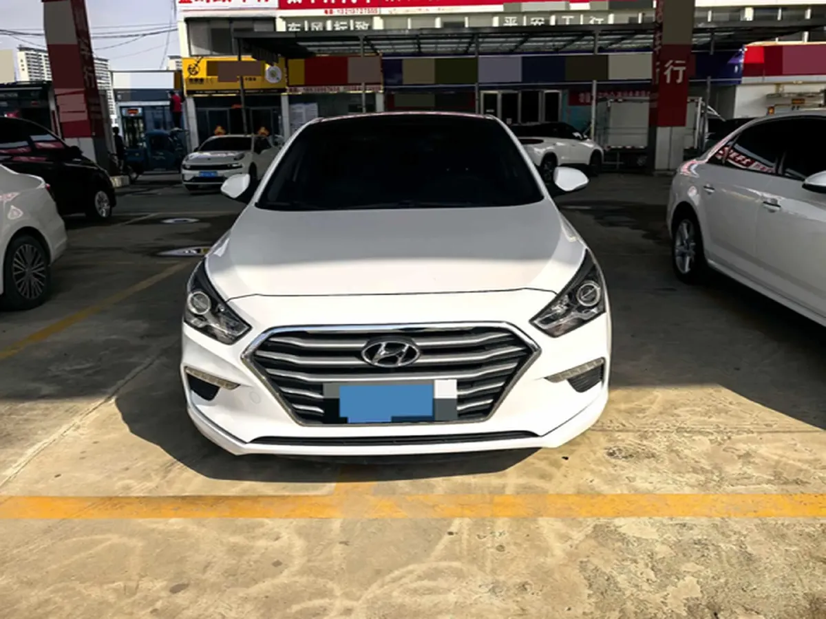 2017 Hyundai Mistra 1.8L 143HP L4 6AT,autocango,china used car exporter,china ev exporter,chinese used car exporter,chinese used ev exporter