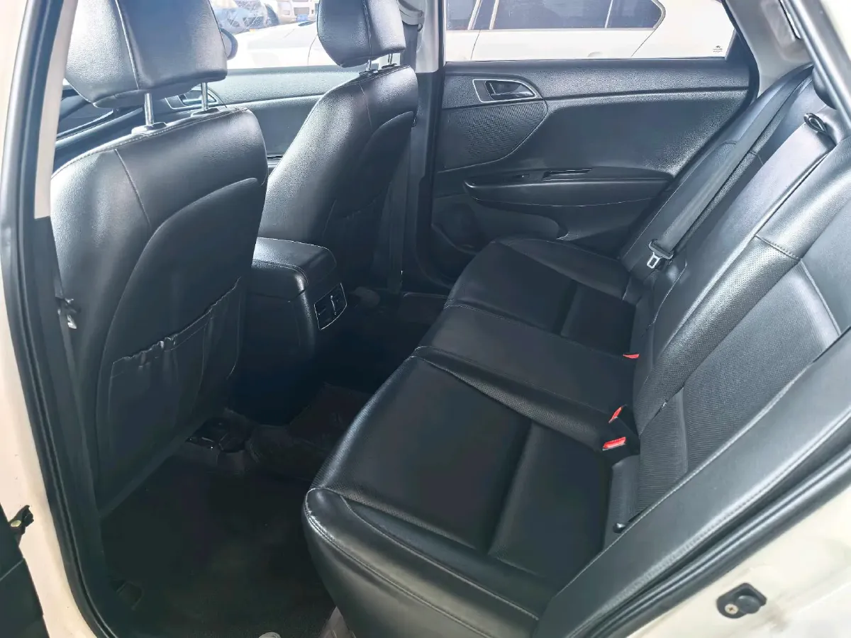 2017 Hyundai Mistra 1.8L 143HP L4 6AT,autocango,china used car exporter,china ev exporter,chinese used car exporter,chinese used ev exporter