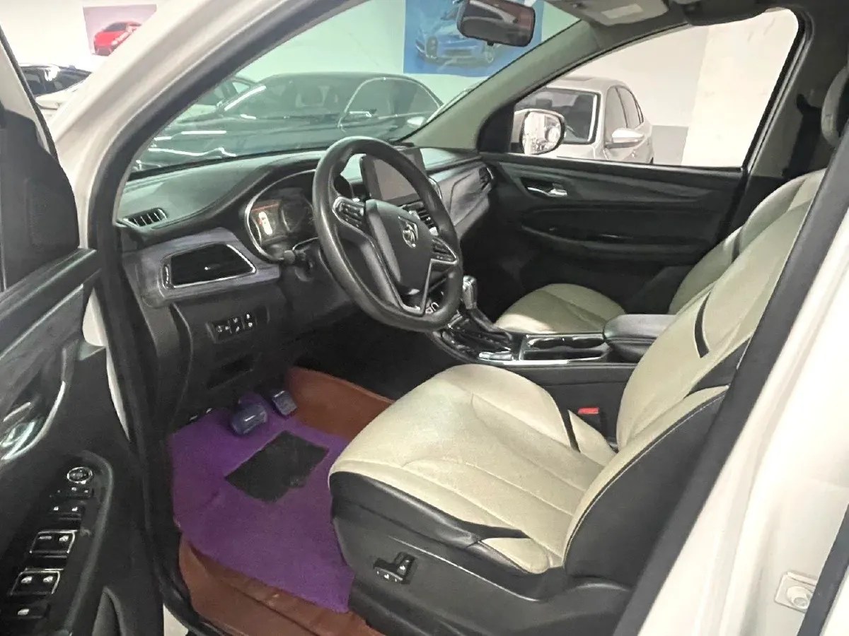 2019 BaoJun 730 1.5T 151HP L4 CVT,autocango,china used car exporter,china ev exporter,chinese used car exporter,chinese used ev exporter