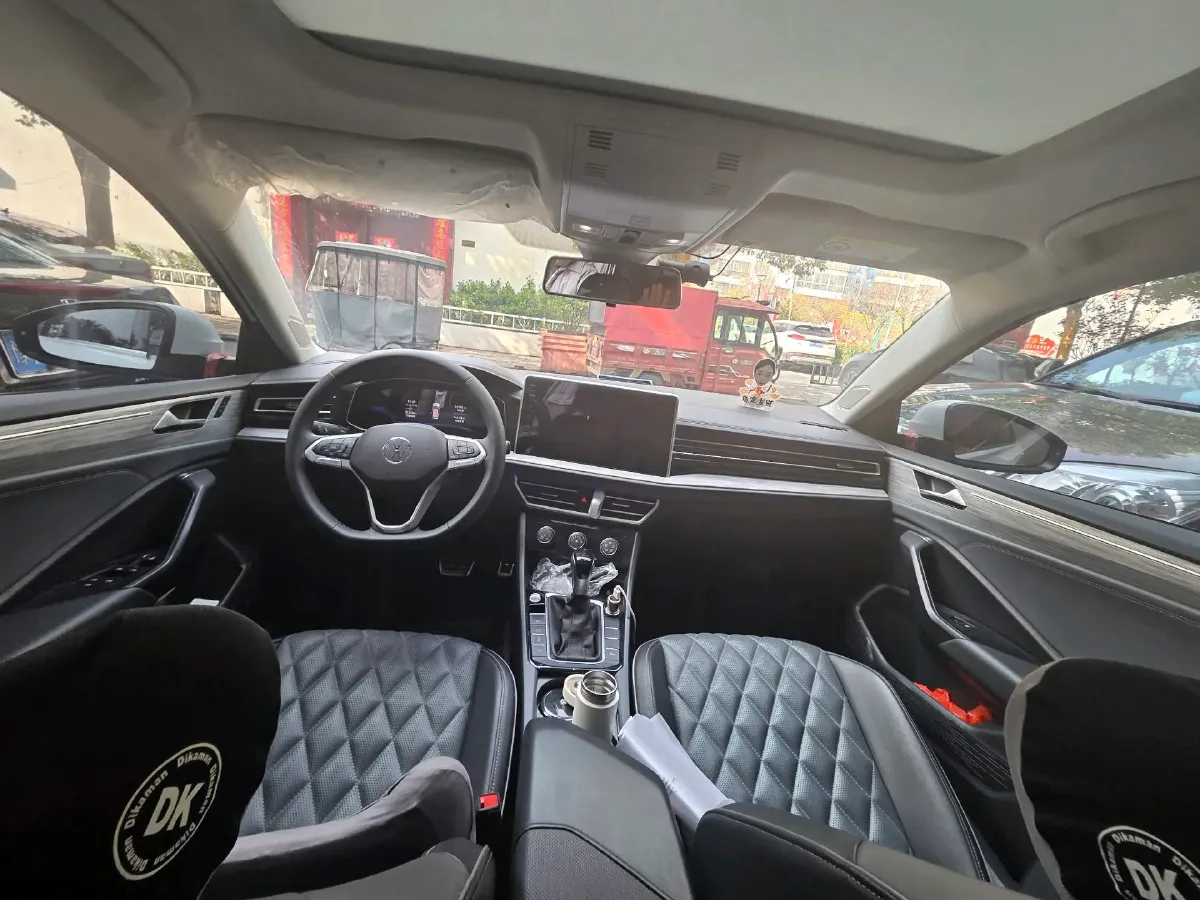 2023 Volkswagen Sagitar 1.5T 160HP L4 7DCT,autocango,china used car exporter,china ev exporter,chinese used car exporter,chinese used ev exporter