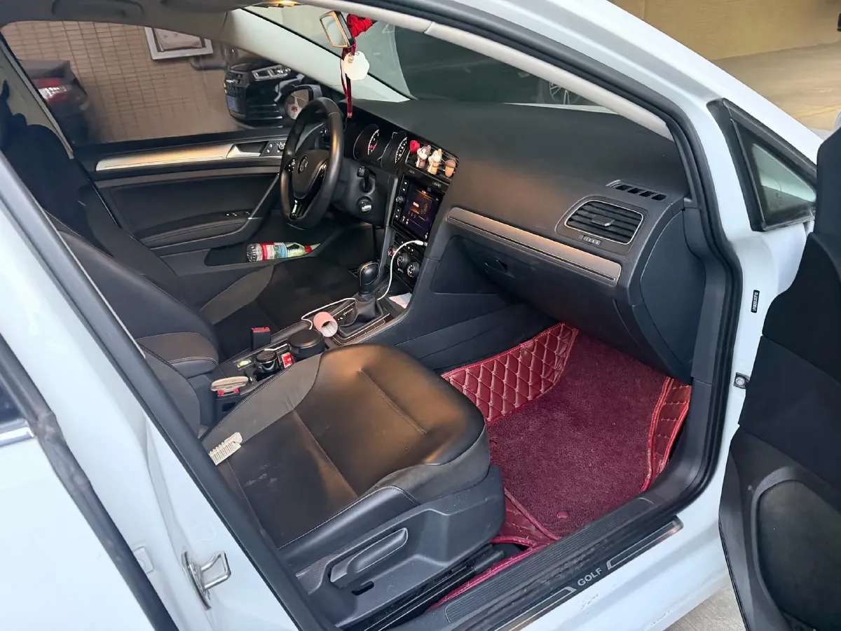 2018 Volkswagen Golf 1.6L 110HP L4 6AT,autocango,china used car exporter,china ev exporter,chinese used car exporter,chinese used ev exporter