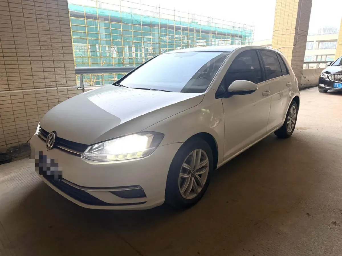 2018 Volkswagen Golf 1.6L 110HP L4 6AT,autocango,china used car exporter,china ev exporter,chinese used car exporter,chinese used ev exporter