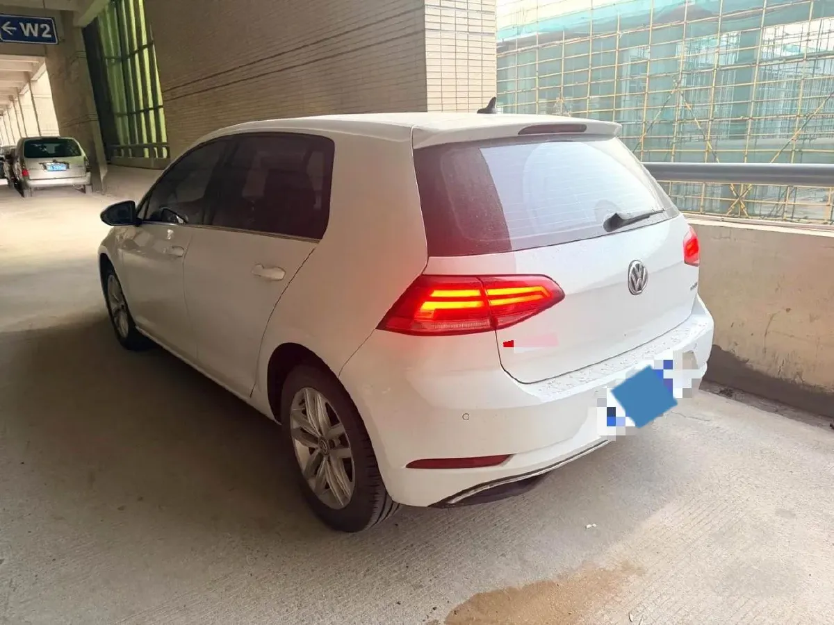 2018 Volkswagen Golf 1.6L 110HP L4 6AT,autocango,china used car exporter,china ev exporter,chinese used car exporter,chinese used ev exporter