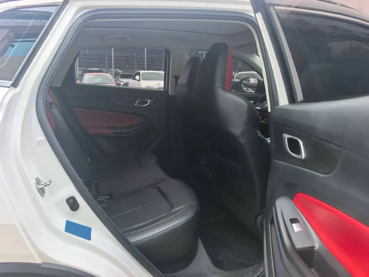 2022 ChangAn Oshan X7 Plus 1.5T 188HP L4 7DCT,autocango,china used car exporter,china ev exporter,chinese used car exporter,chinese used ev exporter