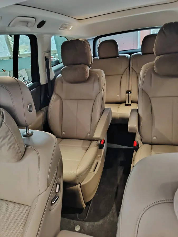 2025 Li i8 BEV,autocango,china used car exporter,china ev exporter,chinese used car exporter,chinese used ev exporter