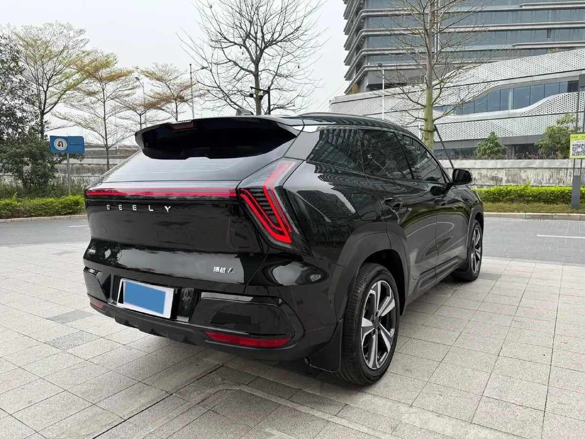 2025 Geely StarRay 1.5T 181HP L4 7DCT,autocango,china used car exporter,china ev exporter,chinese used car exporter,chinese used ev exporter