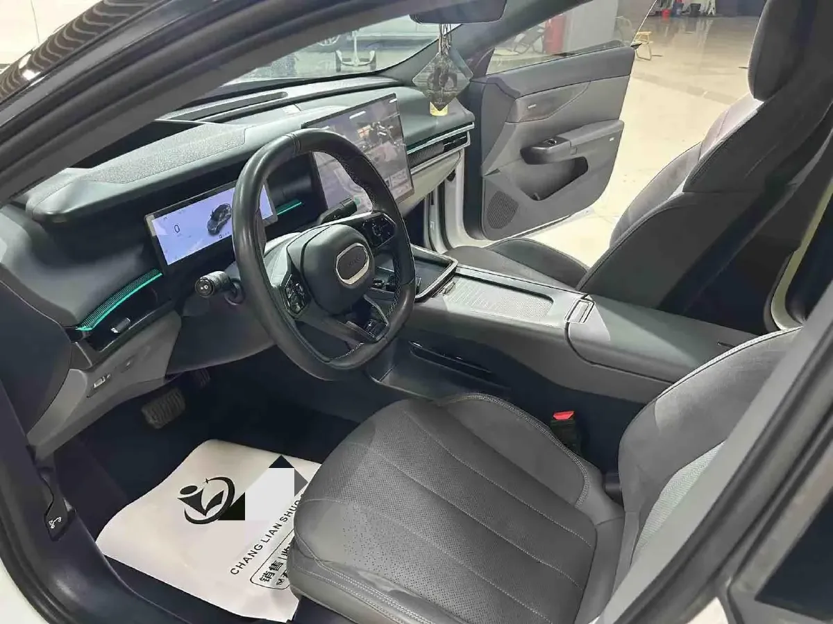 2024 LYNK&CO 01 2.0T 254HP L4 8AT,autocango,china used car exporter,china ev exporter,chinese used car exporter,chinese used ev exporter