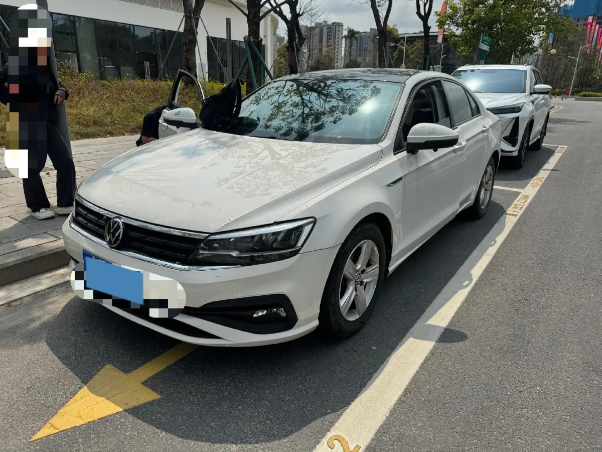 2019 Volkswagen T-Cross 1.4T 150HP L4 7DCT,autocango,china used car exporter,china ev exporter,chinese used car exporter,chinese used ev exporter