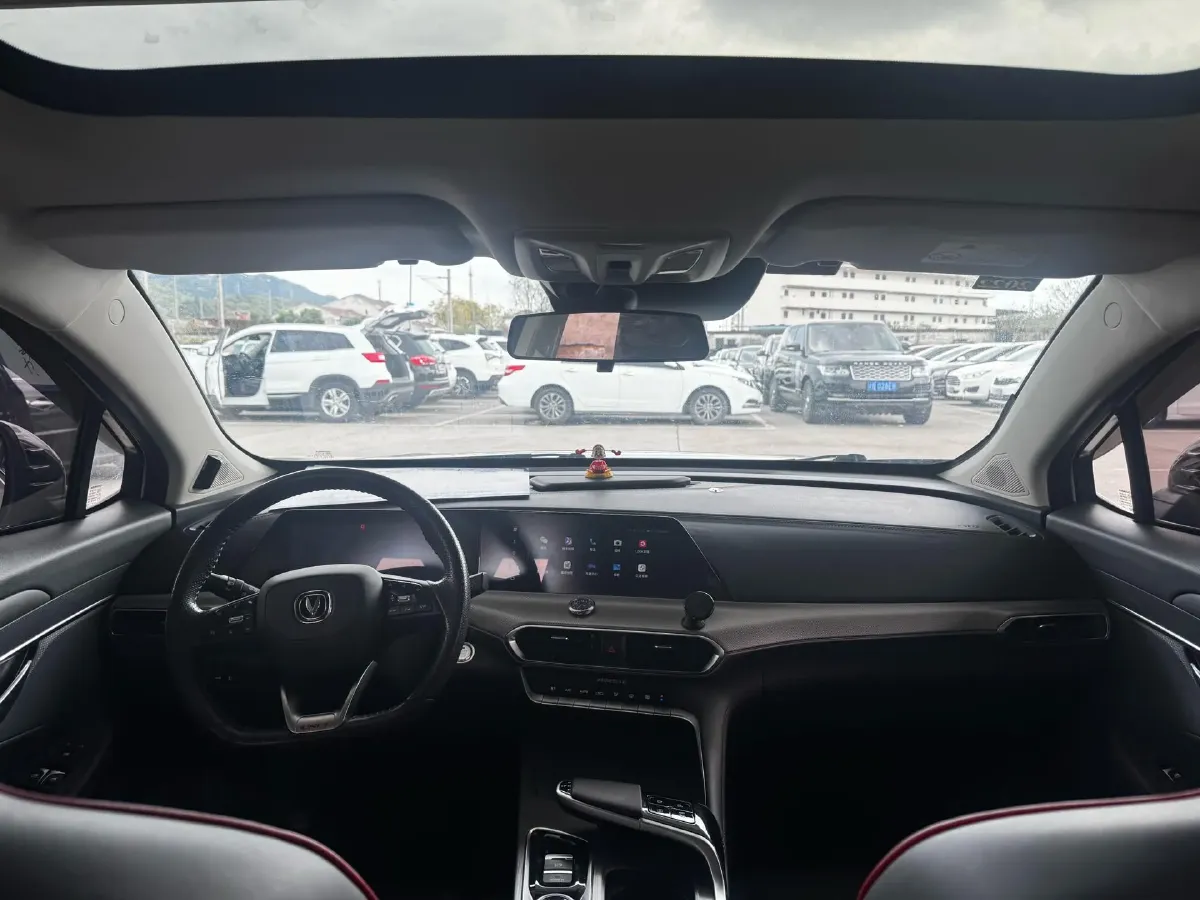 2020 ChangAn UNI-T 1.5T 180HP L4 7DCT,autocango,china used car exporter,china ev exporter,chinese used car exporter,chinese used ev exporter