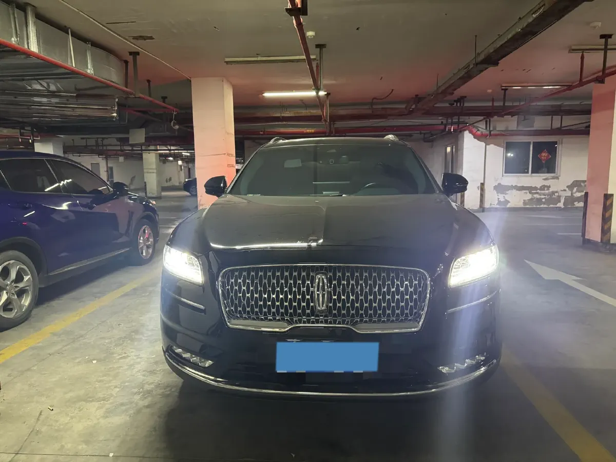 2021 Lincoln Nautilus 2.7T 322HP V6 8AT,autocango,china used car exporter,china ev exporter,chinese used car exporter,chinese used ev exporter