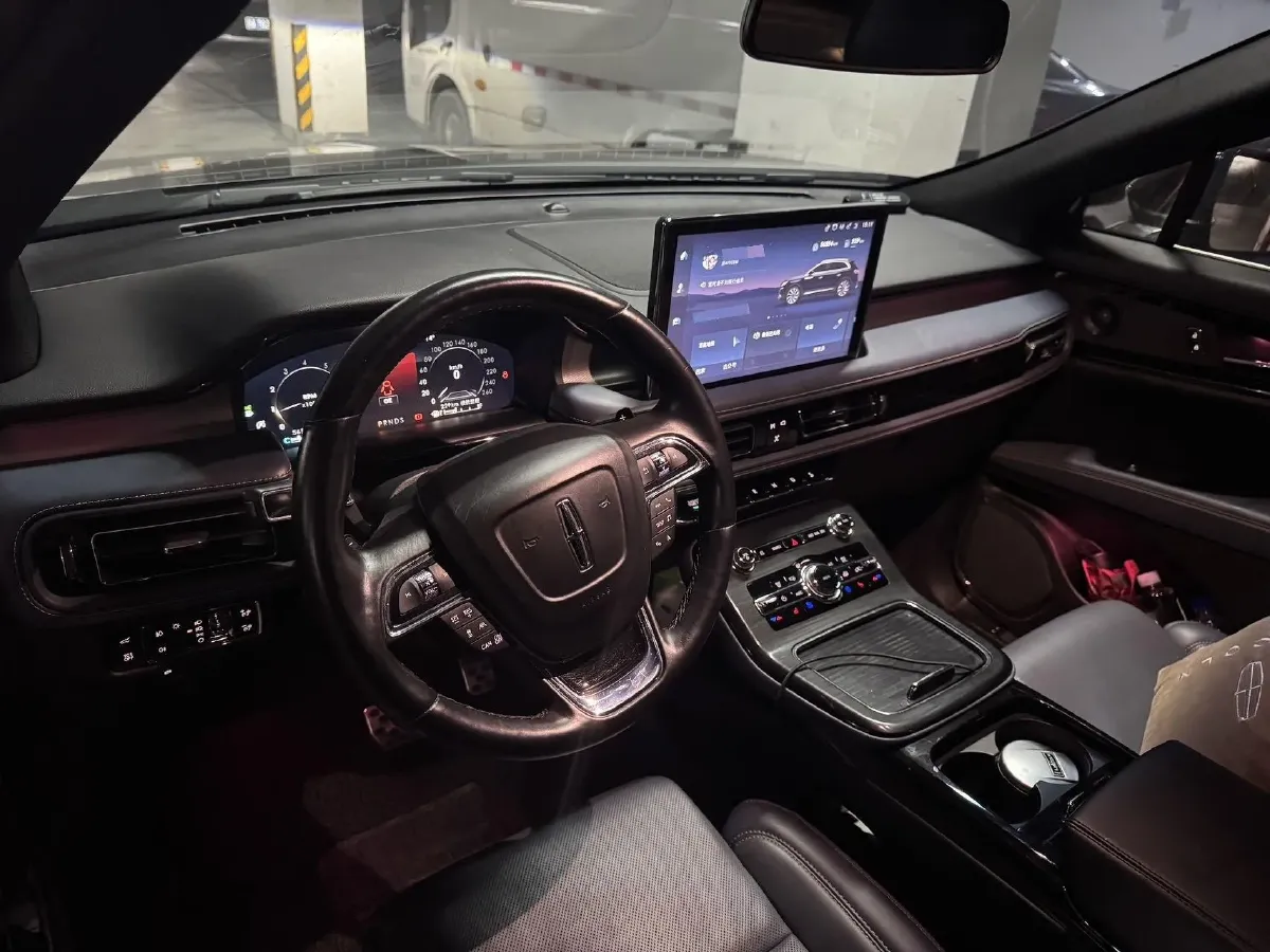 2021 Lincoln Nautilus 2.7T 322HP V6 8AT,autocango,china used car exporter,china ev exporter,chinese used car exporter,chinese used ev exporter