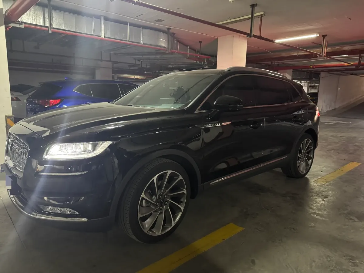 2021 Lincoln Nautilus 2.7T 322HP V6 8AT,autocango,china used car exporter,china ev exporter,chinese used car exporter,chinese used ev exporter