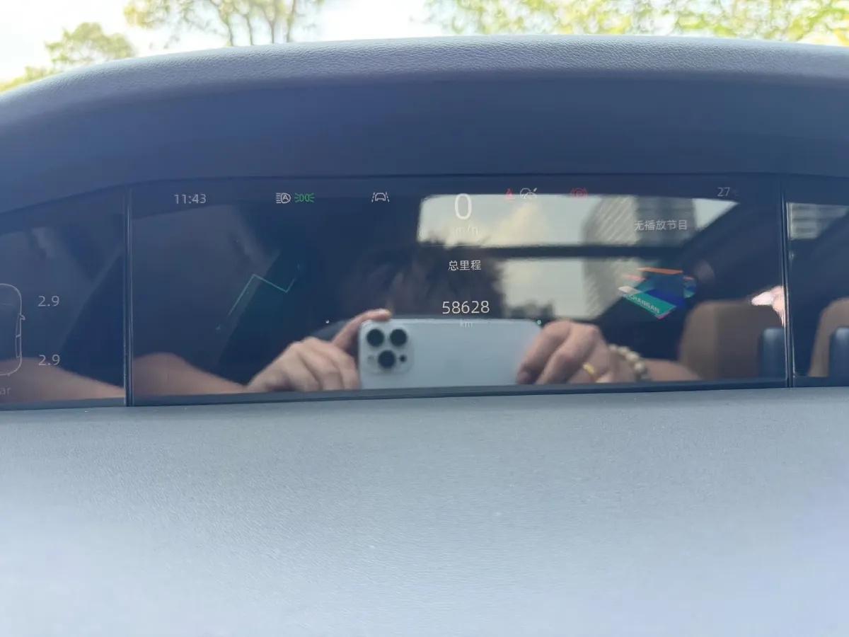 2021 ChangAn UNI-K 2.0T 233HP L4 8AT,autocango,china used car exporter,china ev exporter,chinese used car exporter,chinese used ev exporter