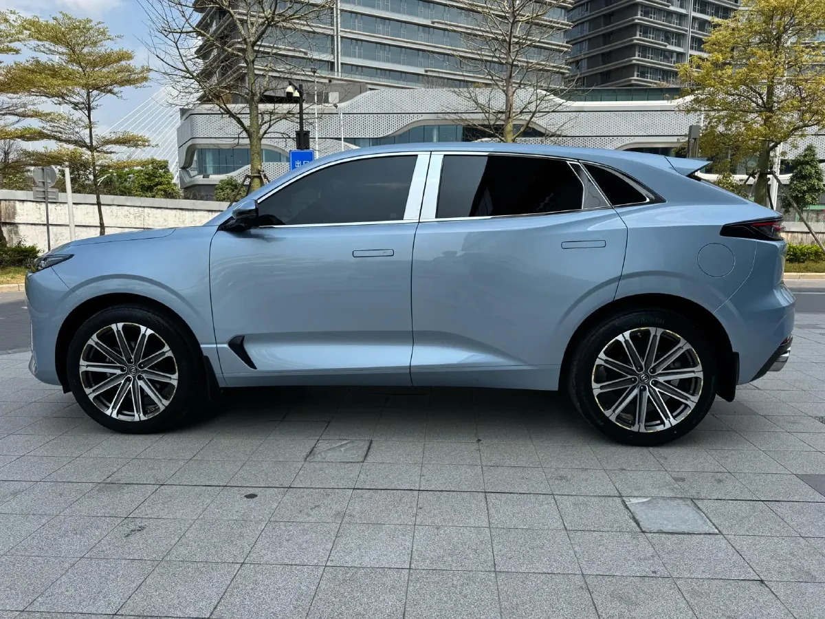 2021 ChangAn UNI-K 2.0T 233HP L4 8AT,autocango,china used car exporter,china ev exporter,chinese used car exporter,chinese used ev exporter