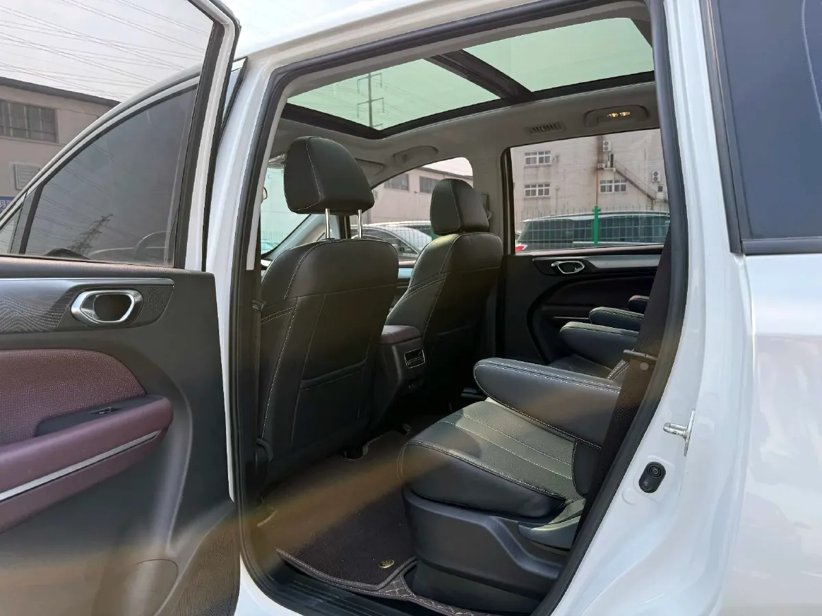 2023 GAC Trumpchi M6 1.5T 177HP L4 7DCT,autocango,china used car exporter,china ev exporter,chinese used car exporter,chinese used ev exporter