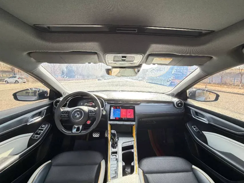 2020 MG MG6 1.5T 181HP L4 7DCT,autocango,china used car exporter,china ev exporter,chinese used car exporter,chinese used ev exporter