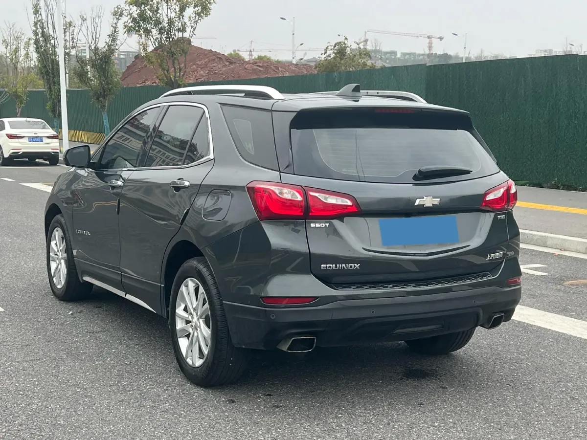 2018 Chevrolet Equinox 2.0T 260HP L4 9AT,autocango,china used car exporter,china ev exporter,chinese used car exporter,chinese used ev exporter