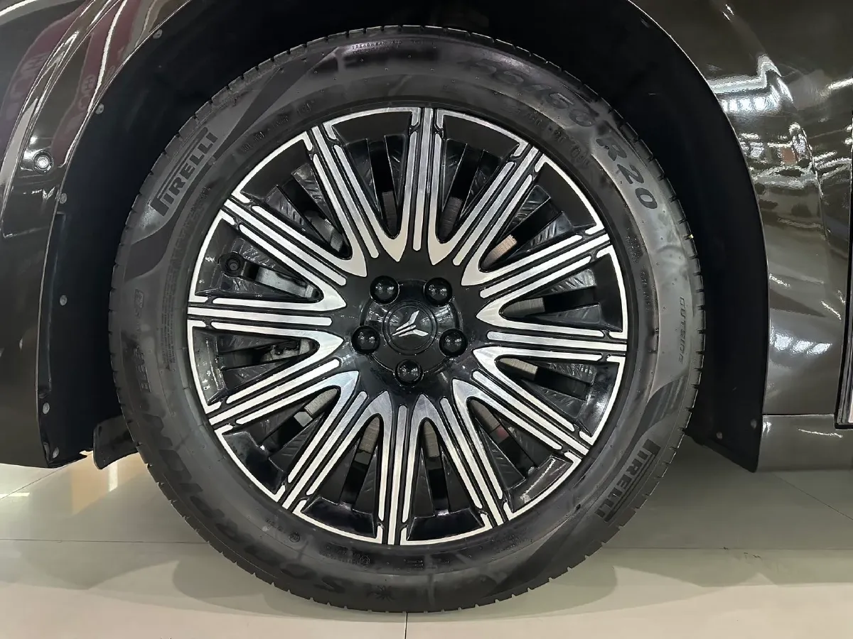 2025 Voyah Dream BEV 108.7KWH,autocango,china used car exporter,china ev exporter,chinese used car exporter,chinese used ev exporter