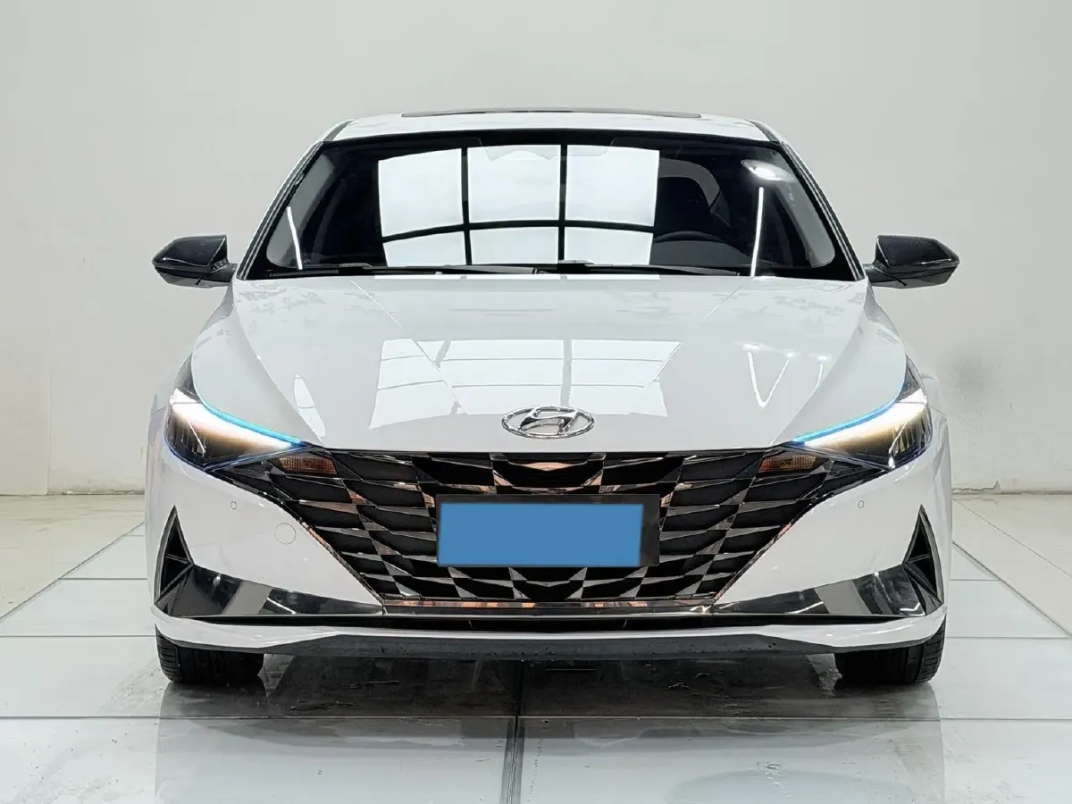 2022 Hyundai Elantra 1.5L 115HP L4 CVT,autocango,china used car exporter,china ev exporter,chinese used car exporter,chinese used ev exporter