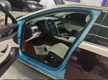 2023 HongQi H5 1.5T 169HP L4 E-CVT Hybrid,autocango,china used car exporter,china ev exporter,chinese used car exporter,chinese used ev exporter