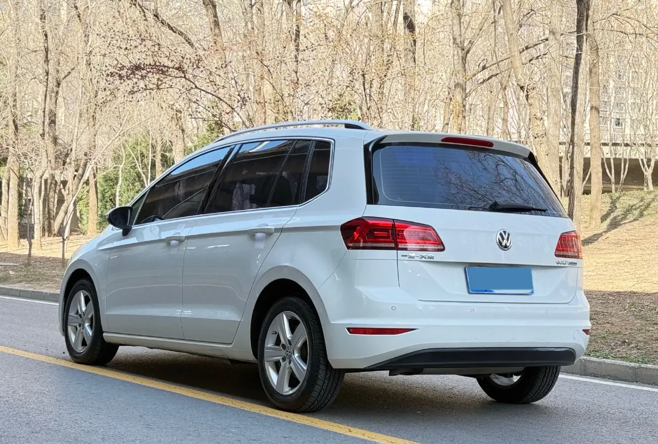 2016 Volkswagen Golf Sportsvan 1.6L 110HP L4 6AT,autocango,china used car exporter,china ev exporter,chinese used car exporter,chinese used ev exporter
