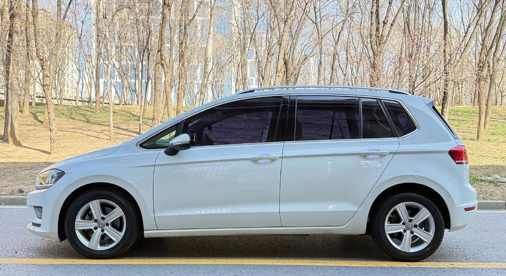 2016 Volkswagen Golf Sportsvan 1.6L 110HP L4 6AT,autocango,china used car exporter,china ev exporter,chinese used car exporter,chinese used ev exporter