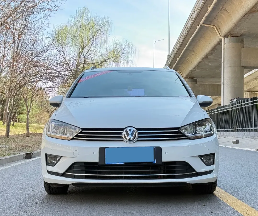2016 Volkswagen Golf Sportsvan 1.6L 110HP L4 6AT,autocango,china used car exporter,china ev exporter,chinese used car exporter,chinese used ev exporter