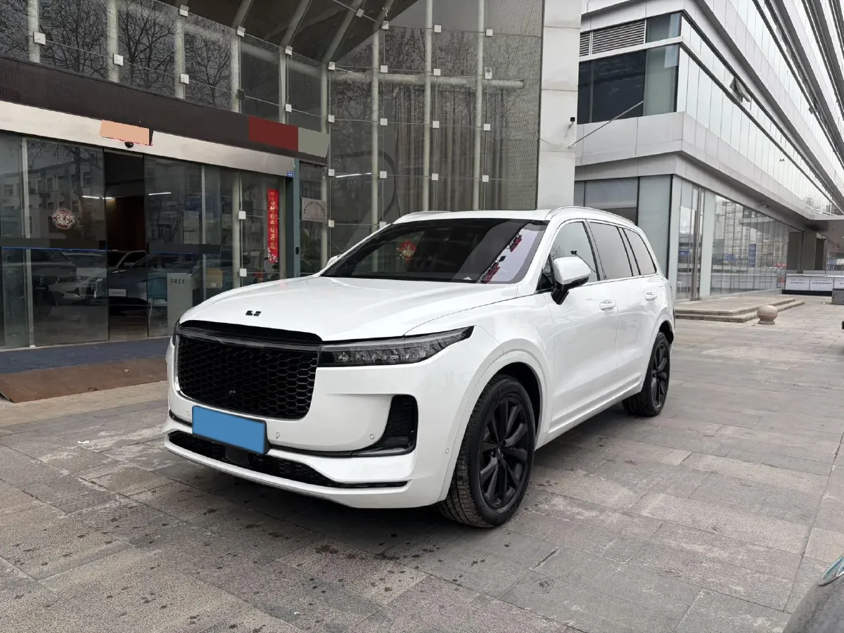 2021 Li ONE Range Extended 131HP REEV 40.5KWH,autocango,china used car exporter,china ev exporter,chinese used car exporter,chinese used ev exporter