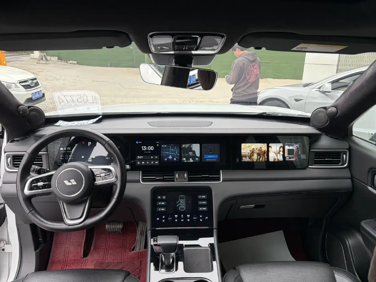 2021 Li ONE Range Extended 131HP REEV 40.5KWH,autocango,china used car exporter,china ev exporter,chinese used car exporter,chinese used ev exporter