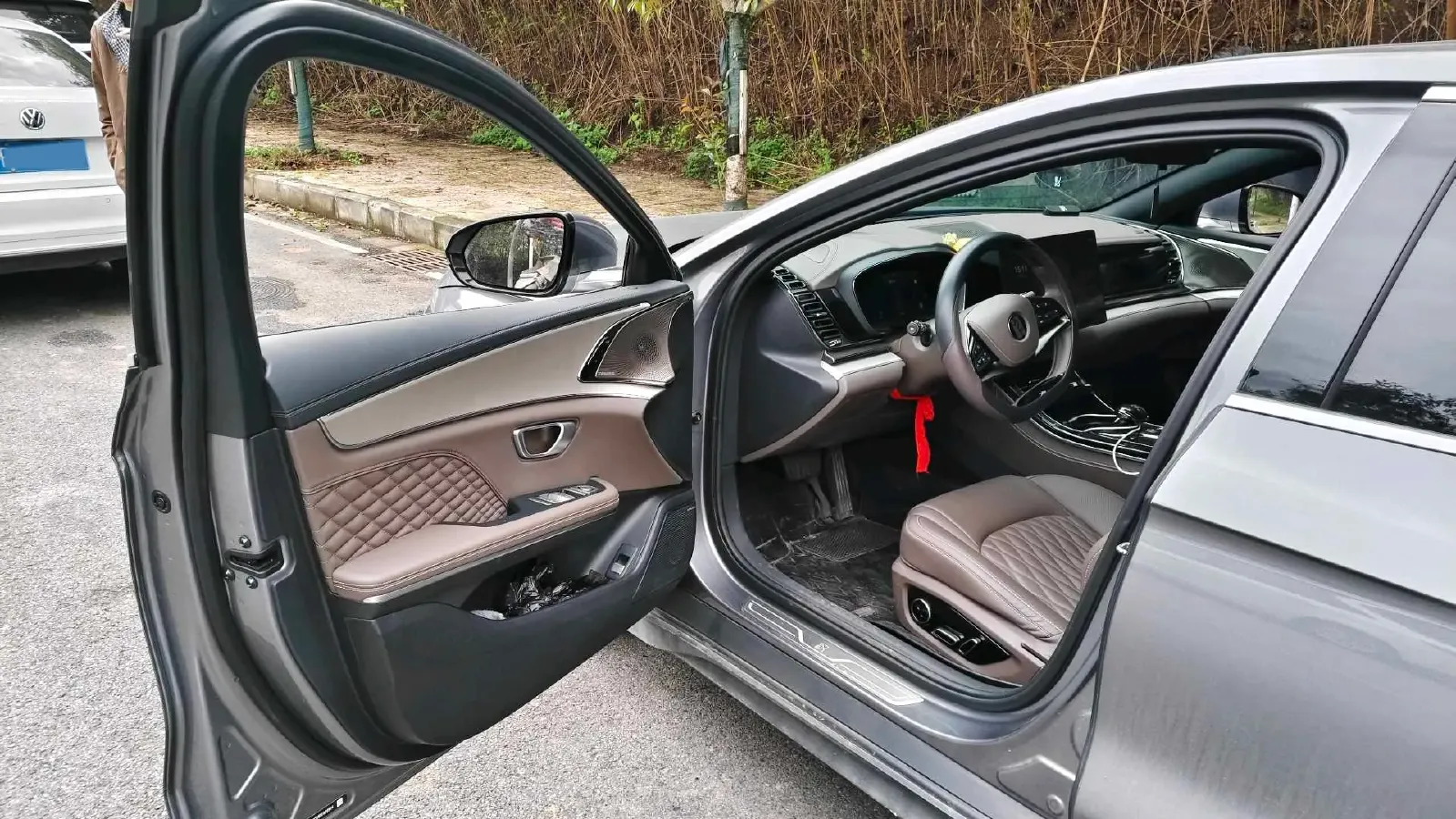 2024 BYD Han 1.5T 139HP L4 E-CVT PHEV 18.316KWH,autocango,china used car exporter,china ev exporter,chinese used car exporter,chinese used ev exporter