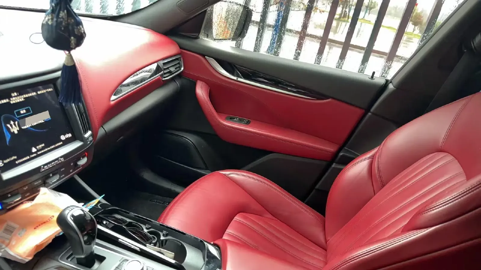 2018 Maserati Levante 3.0T 350HP V6 8AT,autocango,china used car exporter,china ev exporter,chinese used car exporter,chinese used ev exporter