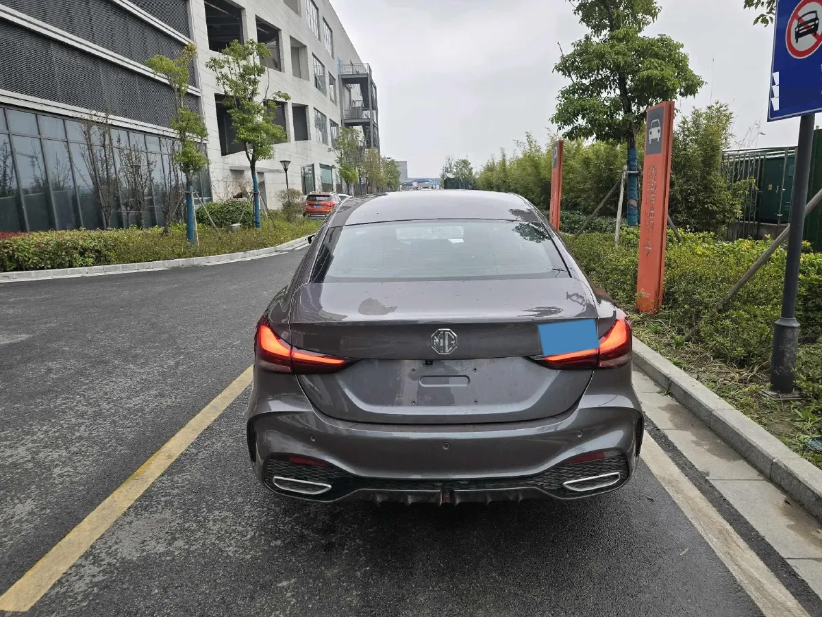 2025 MG 5 1.5T 181HP L4 7DCT,autocango,china used car exporter,china ev exporter,chinese used car exporter,chinese used ev exporter