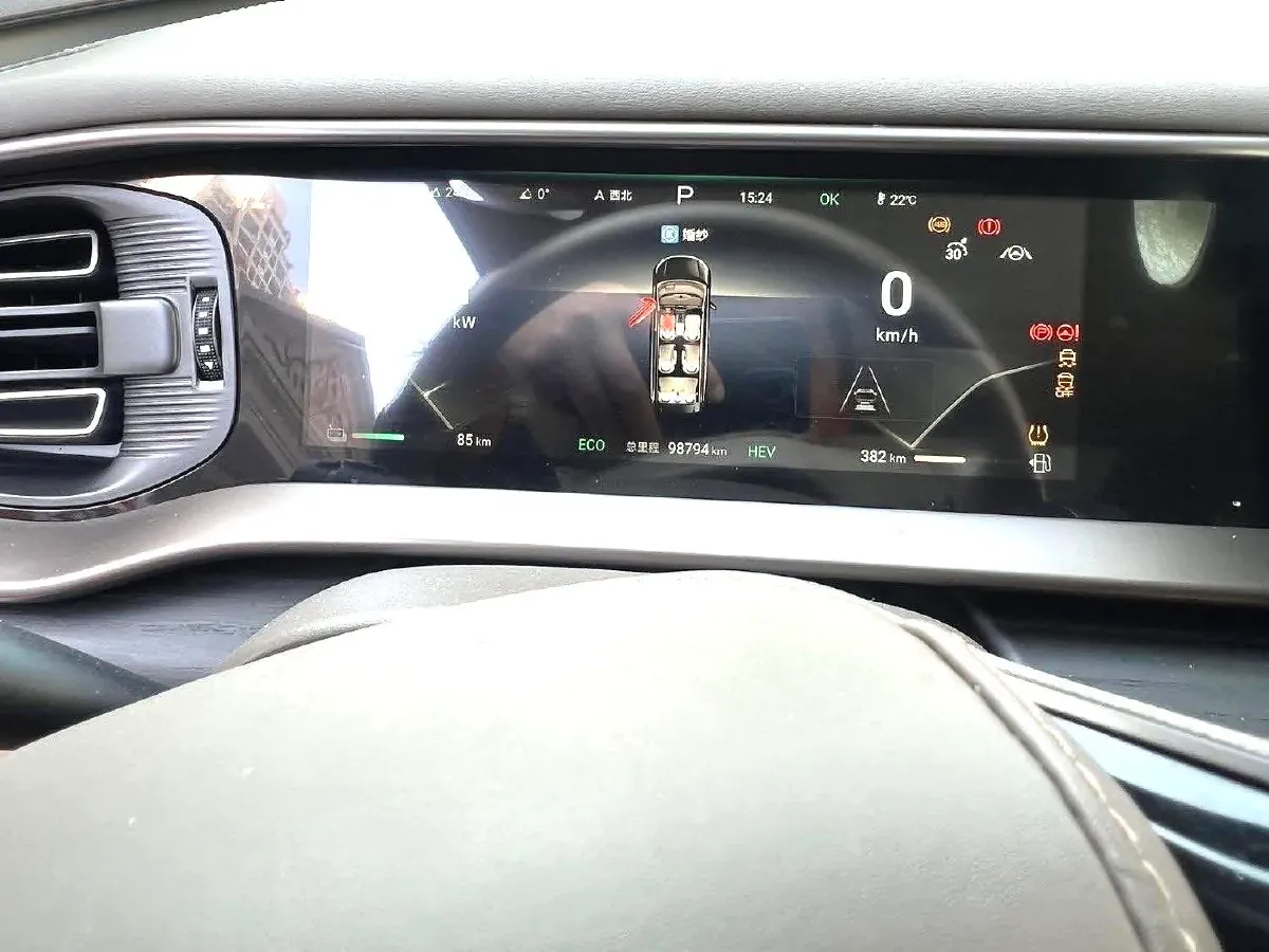 2022 Mercedes-Benz GLC Class 2.0T 197HP L4 9AT,autocango,china used car exporter,china ev exporter,chinese used car exporter,chinese used ev exporter