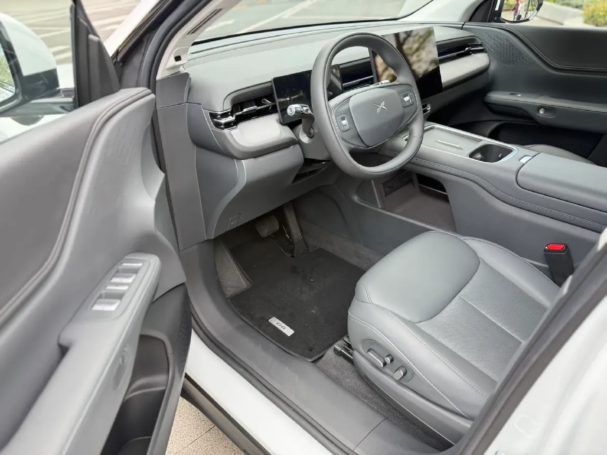 2025 Xpeng G6 BEV 68.5KWH,autocango,china used car exporter,china ev exporter,chinese used car exporter,chinese used ev exporter